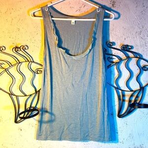 Womens Banana Republic Sleeveless Tank Ruffled  Scoop Neckline Size Medium NWOT